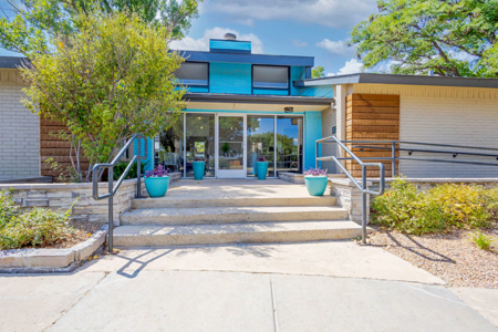 The Avalon photo 15